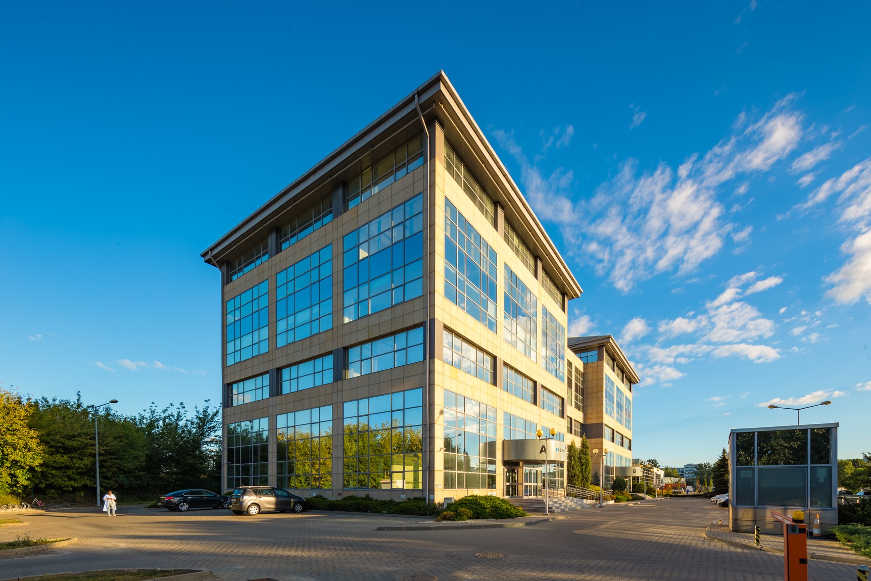 Bokserska Office Center